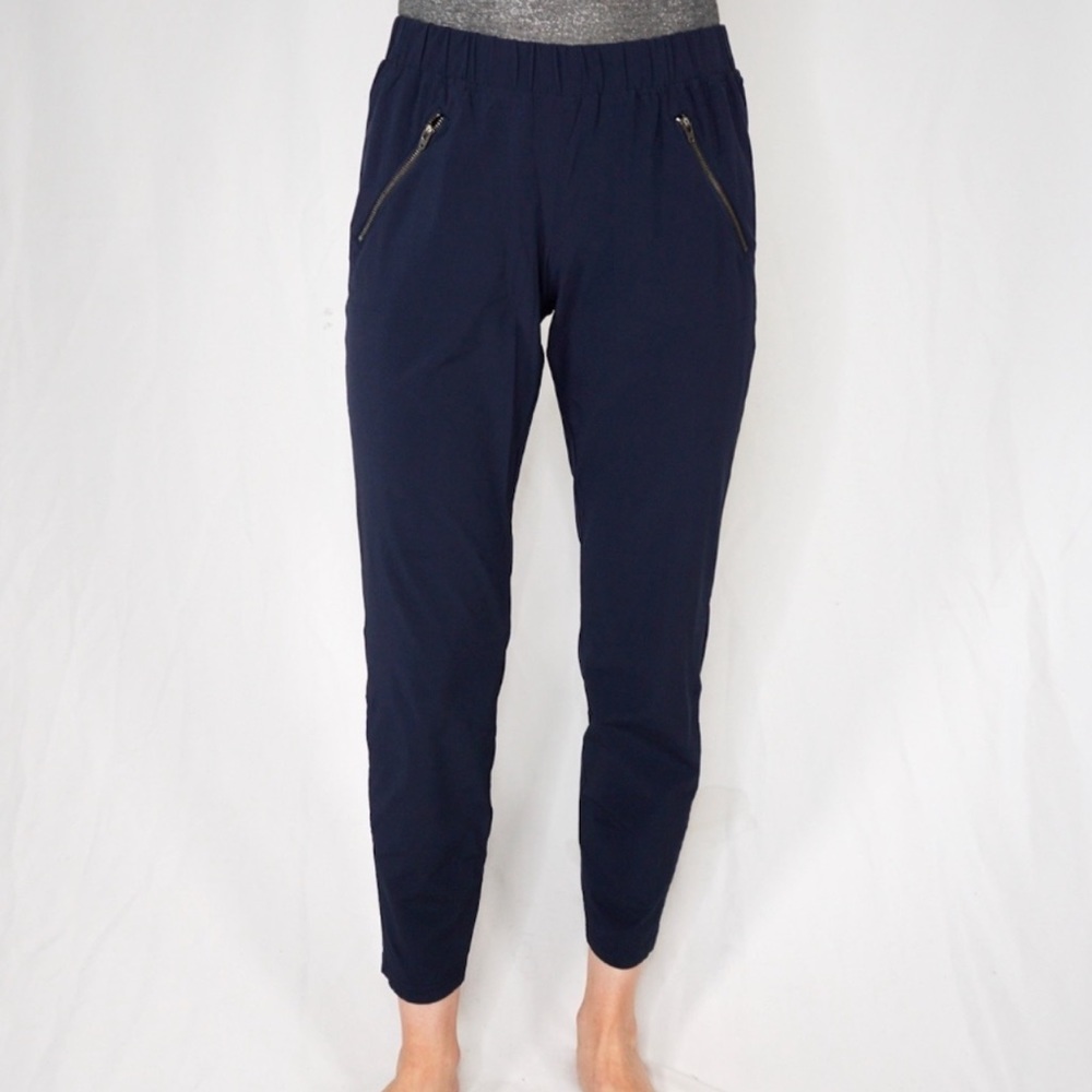 ATHLETA Navy Blue Jogger with Zip Pockets 0321
